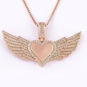 Heart wing necklace for women